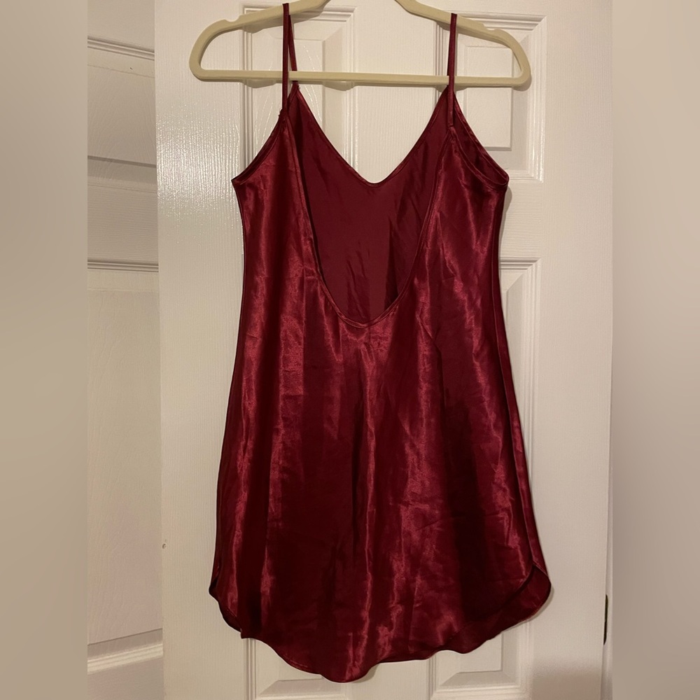 Maroon/burgundy Silky night gown - Picture 2 of 4